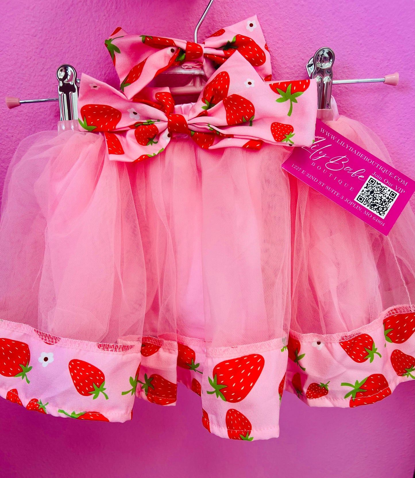 Strawberry skirt and bow